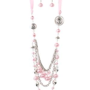 Paparazzi necklace set
